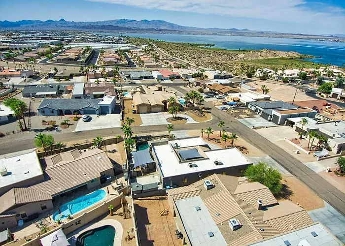 Lakeside Entertainment Oasis With Heated Pool And * Lake Havasu City