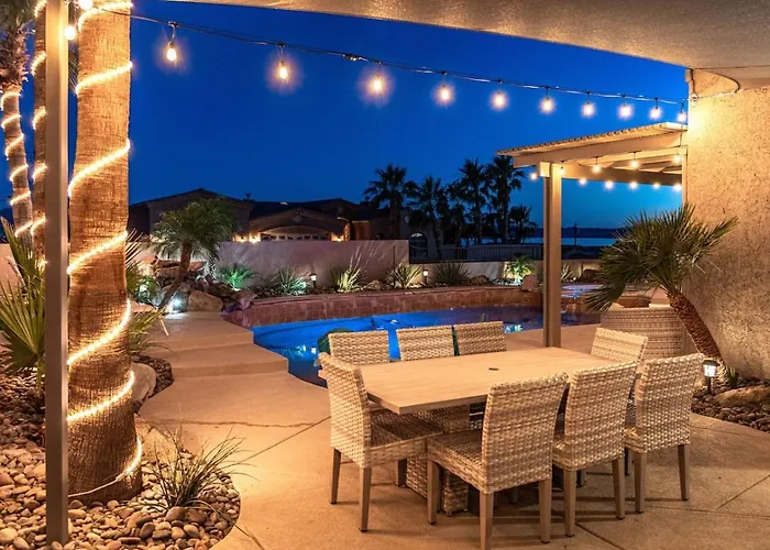 Lakeside Entertainment Oasis With Heated Pool And Ferienhaus
