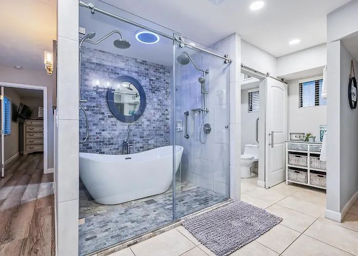 Ferienhaus Lakeside Entertainment Oasis With Heated Pool And *